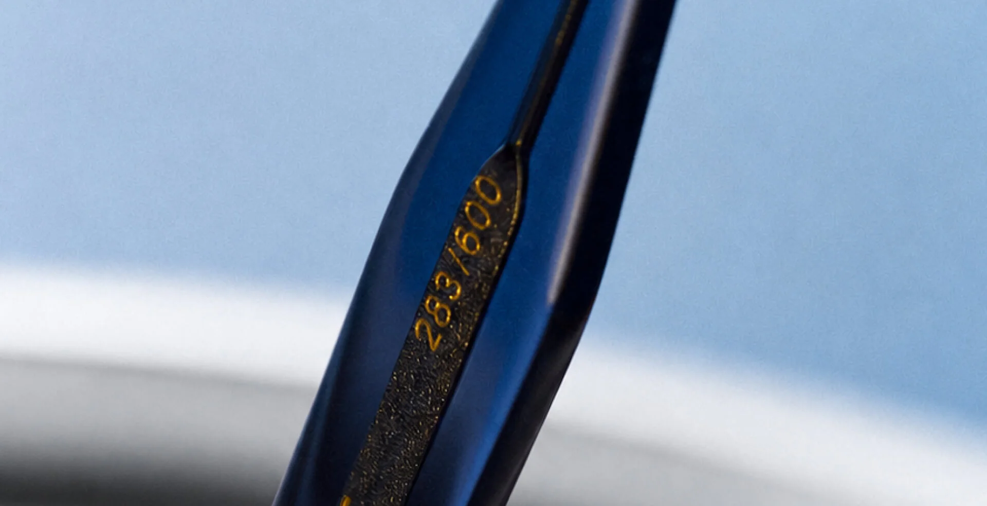 LEMTOSH LIMITED EDITION BLUE FADE - Image 3